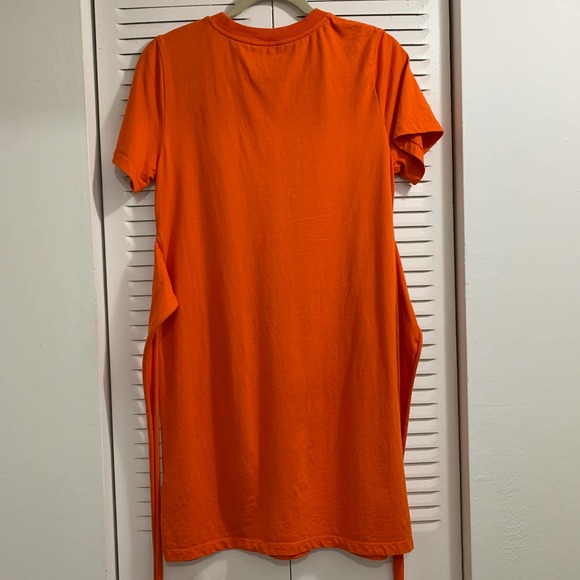 Alice + Olivia Evie Wrap T-Shirt Dress Orange Size M - Picture 9 of 11